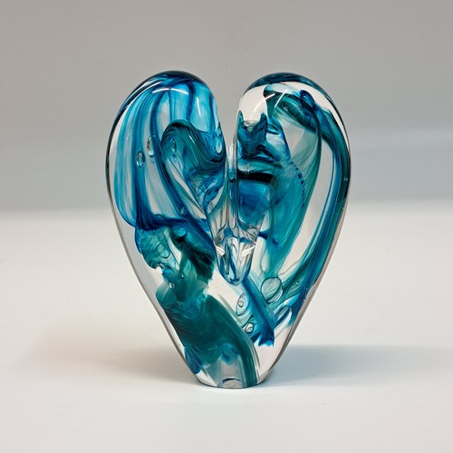 Click to view detail for DG-133 Blown Glass Heart Aqua $112